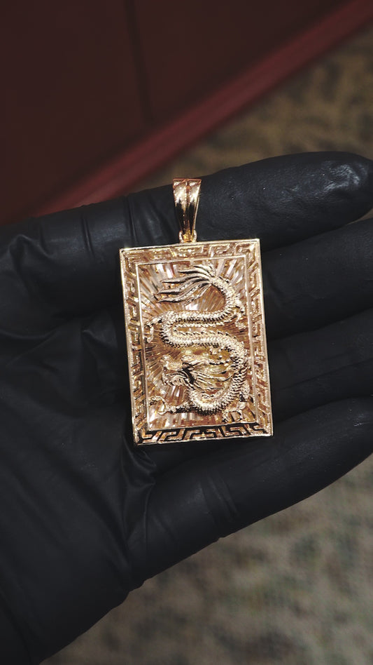 18K Yellow Gold Dragon Square Pendant