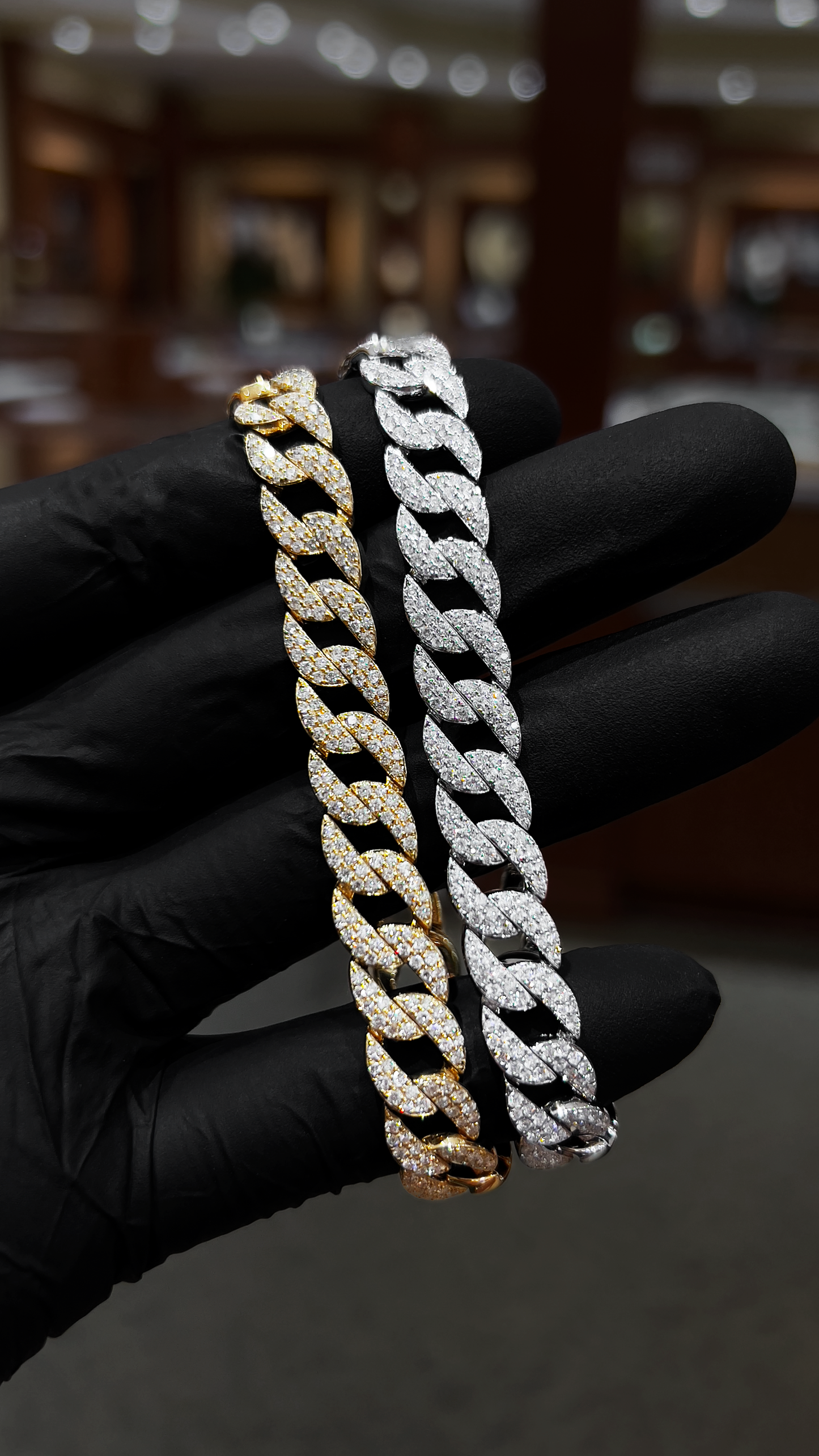 18K Gold Wide Diamond Cuban Bracelet